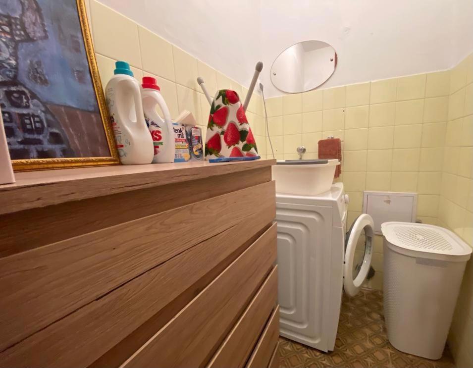 ספליט 2 Bedroom Apartment/Parking/Market מראה חיצוני תמונה